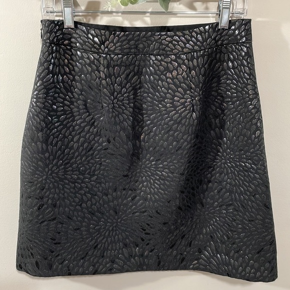 LOFT Metallic Shimmer Jacquard Floral Embossed Black Skirt 4 - Picture 4 of 14